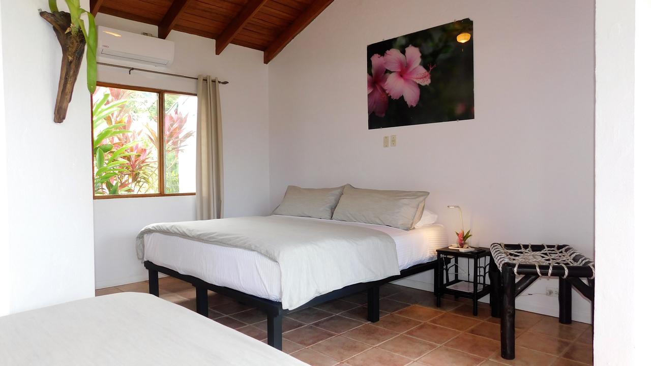 Hotel Lookout Playa Tortuga Ojochal Εξωτερικό φωτογραφία